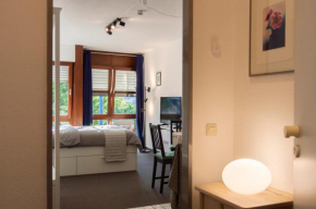 Zentrale ruhige Wohnung mit Parkplatz